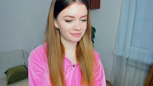 AngelesBenitz online show from 12.22.25