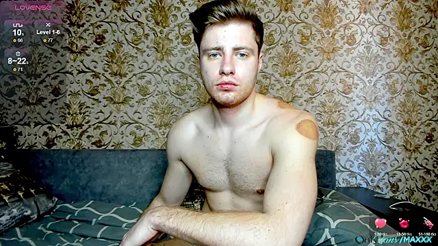 Snapshot of Maxhornyblondieman chatting on 03.15.26 Maxhornyblondieman online show from 03.15.26