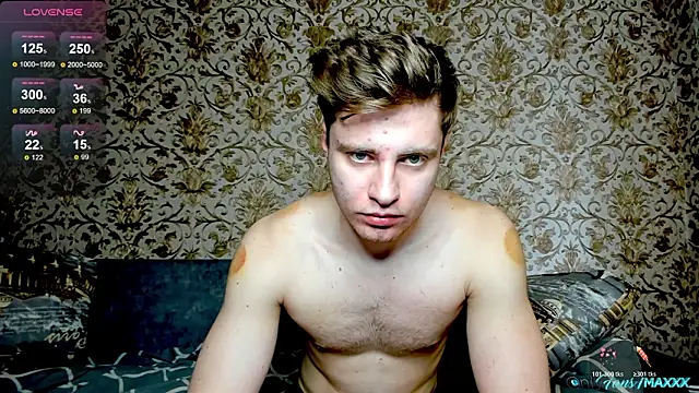 Snapshot of Maxhornyblondieman chatting on 03.19.26 Maxhornyblondieman online show from 03.19.26