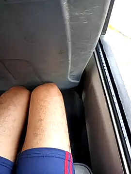 juunioreest online show from 12.02.25