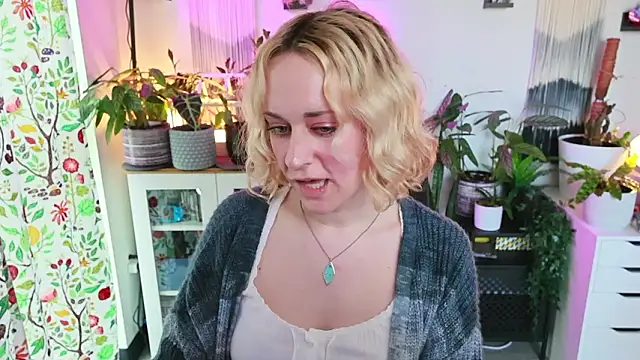 xzoeyryanx online show from 03.28.26