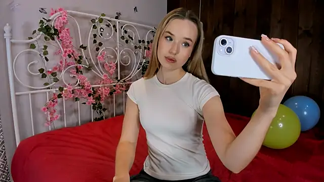 KristleKirst online show from 12.05.25