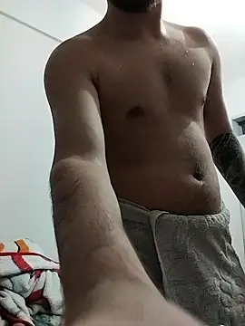 Snapshot of umtcns1 chatting on 11.17.25 umtcns1 online show from 11.17.25