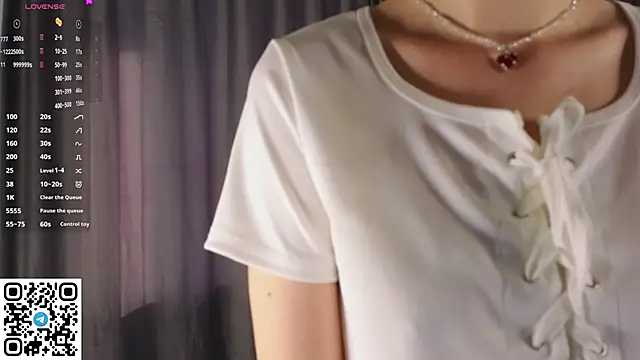 UmbraVelour online show from 04.17.26