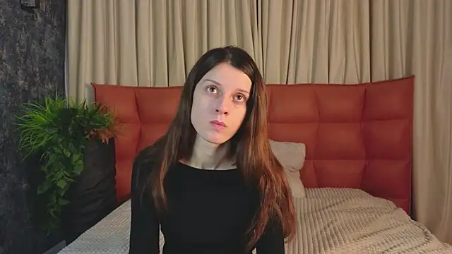 VelvetNyxen online show from 11.27.25