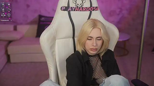 Kara cat online show from 04.03.26