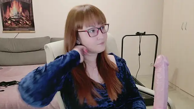 Foxy-lady online show from 10.28.25