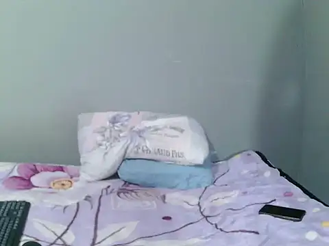 Portia93 online show from 11.21.25