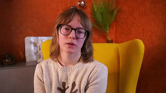 XuanCadavieco online show from 11.19.25