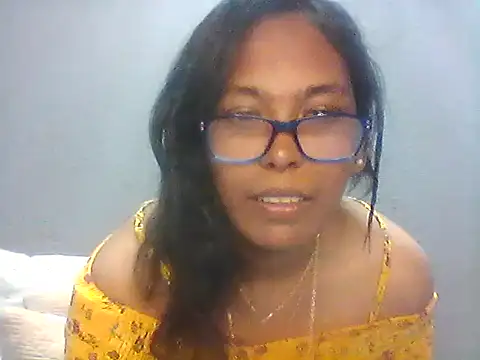 TiaBlaze online show from 12.01.25