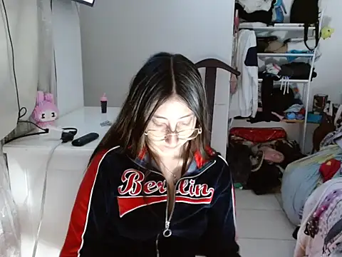 Nanylux online show from 11.26.25