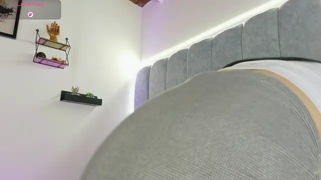  manumontoya online show from 02.07.26