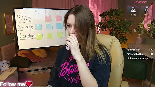 Ursula Andres online show from 04.22.26