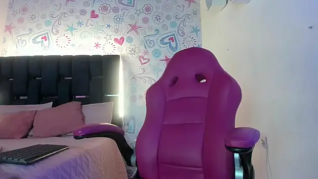 ISA RIVAS online show from 12.05.25