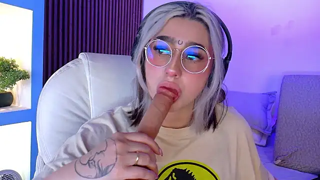 GabyRose9 online show from 02.12.26