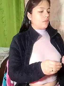 Snapshot of Juliana_Vip chatting on 11.24.25 Juliana Vip online show from 11.24.25