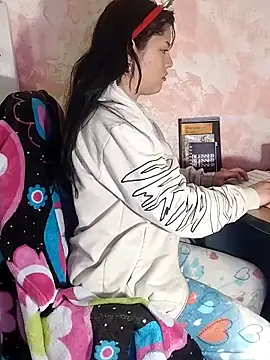 Snapshot of Juliana_Vip chatting on 12.01.25 Juliana Vip online show from 12.01.25