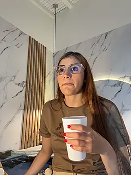 IsabelaStefano online show from 12.20.25