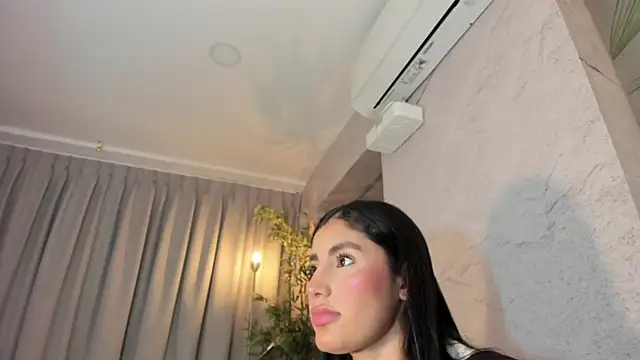 IsabelaStefano online show from 07.19.26