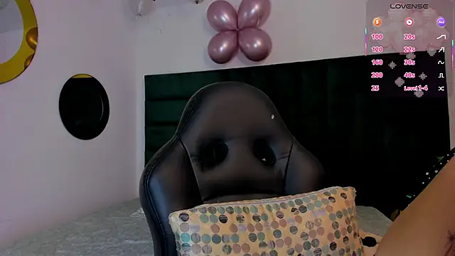 MarieTaylor  online show from 12.13.25