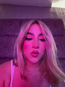 NathalieRoss1 online show from 05.19.26