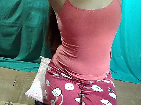 HotAsian Yazzi69 online show from 04.14.26