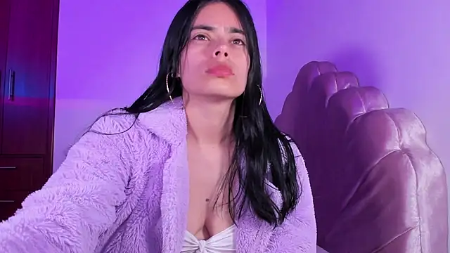 BelleVaal online show from 11.28.25