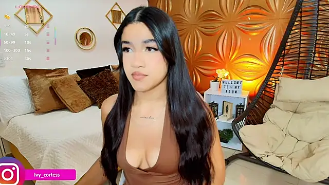 Ivycortes online show from 01.06.26