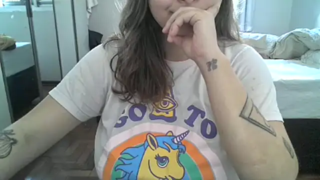 Snapshot of xxxluana chatting on 04.30.26 xxxluana online show from 04.30.26