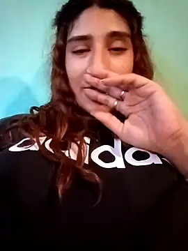 Snapshot of cata_bronw chatting on 02.21.26 cata bronw online show from 02.21.26