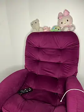 Valen-Foxx1 online show from 04.16.26