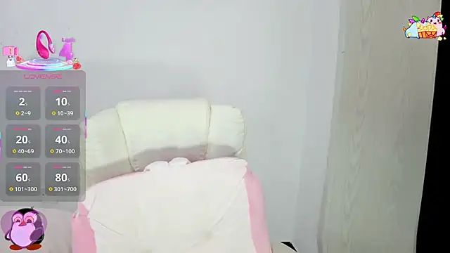 Snapshot of XIAOFENG-2025 chatting on 11.20.25 XIAOFENG-2025 online show from 11.20.25