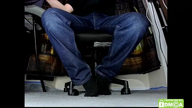 Snapshot of justshutupandwatch chatting on 02.03.26 justshutupandwatch online show from 02.03.26