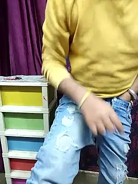 Cute Lucky online show from 12.13.25