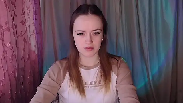 Illa May online show from 02.12.26