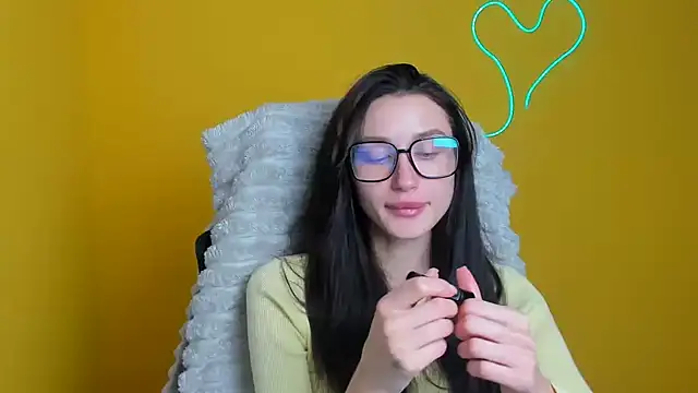 Stella XO online show from 12.04.25