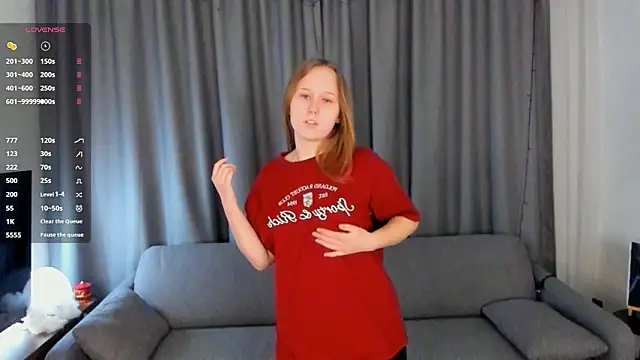 Snapshot of VoidElaris chatting on 02.11.26 VoidElaris online show from 02.11.26