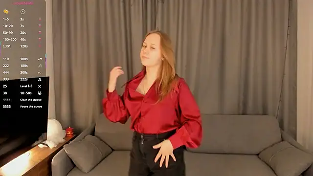 Snapshot of VoidElaris chatting on 02.17.26 VoidElaris online show from 02.17.26