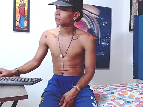 Snapshot of crissex3 chatting on 03.12.26 crissex3 online show from 03.12.26