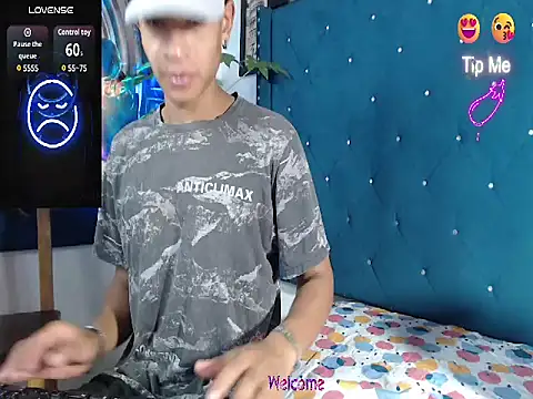 Snapshot of crissex3 chatting on 03.13.26 crissex3 online show from 03.13.26