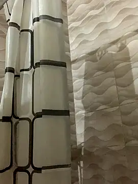 laperson online show from 12.21.25