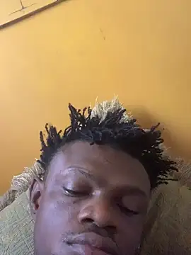 Snapshot of laperson chatting on 03.14.26 laperson online show from 03.14.26