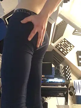 Spielzeugtwink online show from 12.19.25