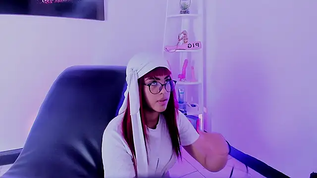 Taylor  Watson online show from 02.06.26