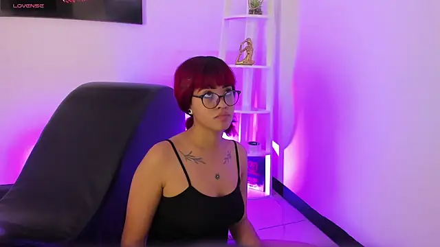 Taylor  Watson online show from 02.12.26