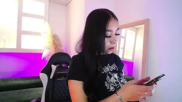 vallolett online show from 04.17.26