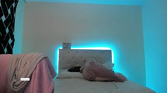 stanandrose  online show from 04.15.26