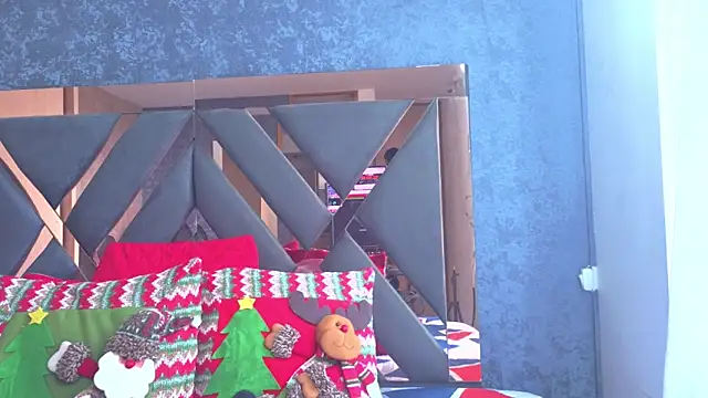 Snapshot of alicee_foox chatting on 11.30.25 alicee foox online show from 11.30.25