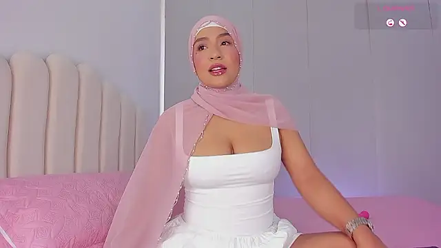 Amira-Zahra online show from 03.02.26
