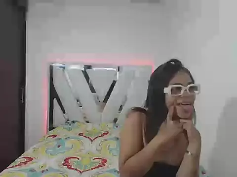 BlueLove19 online show from 12.14.25